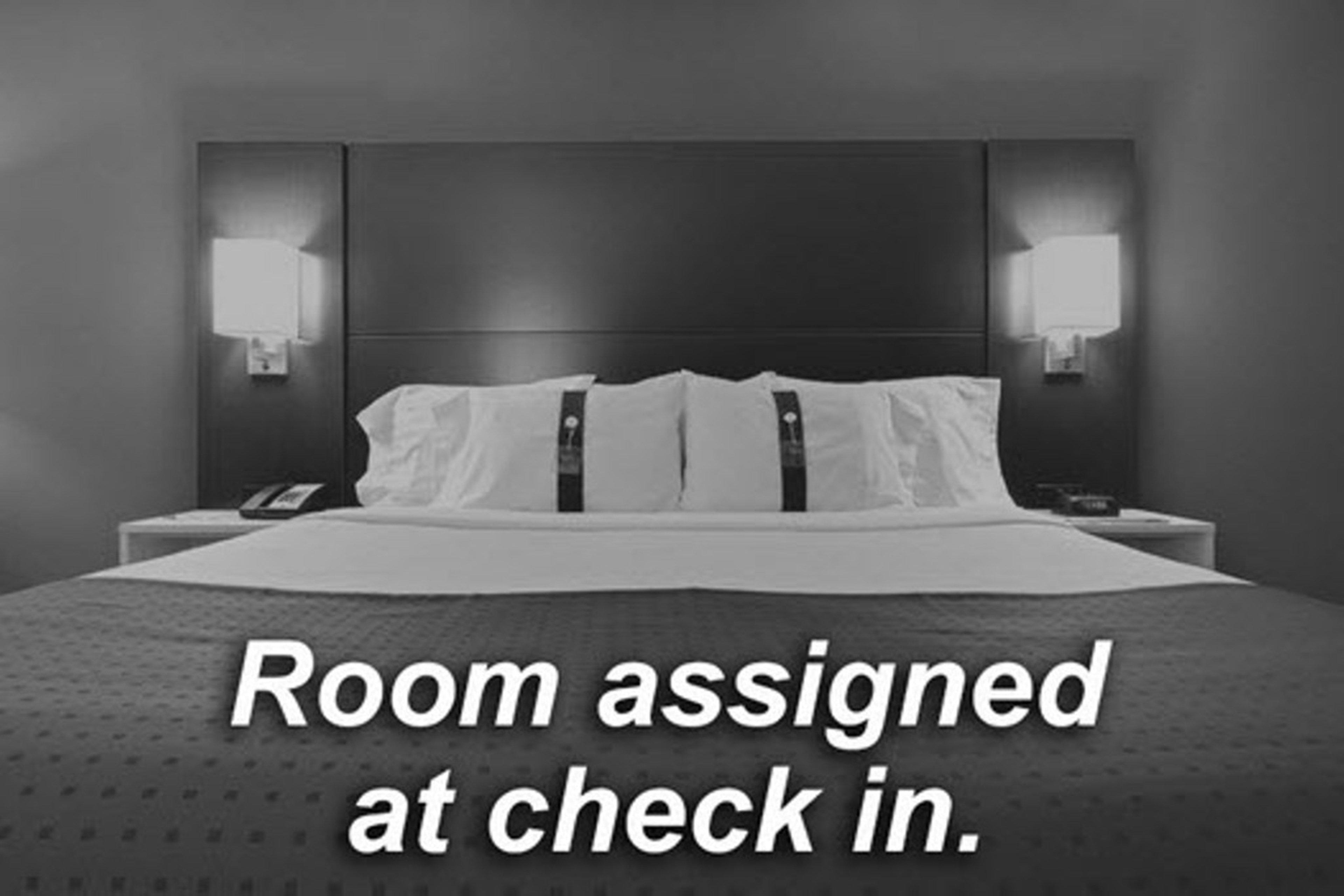 Holiday Inn Express Kansas City - At The Legends! By Ihg Bonner Springs Esterno foto