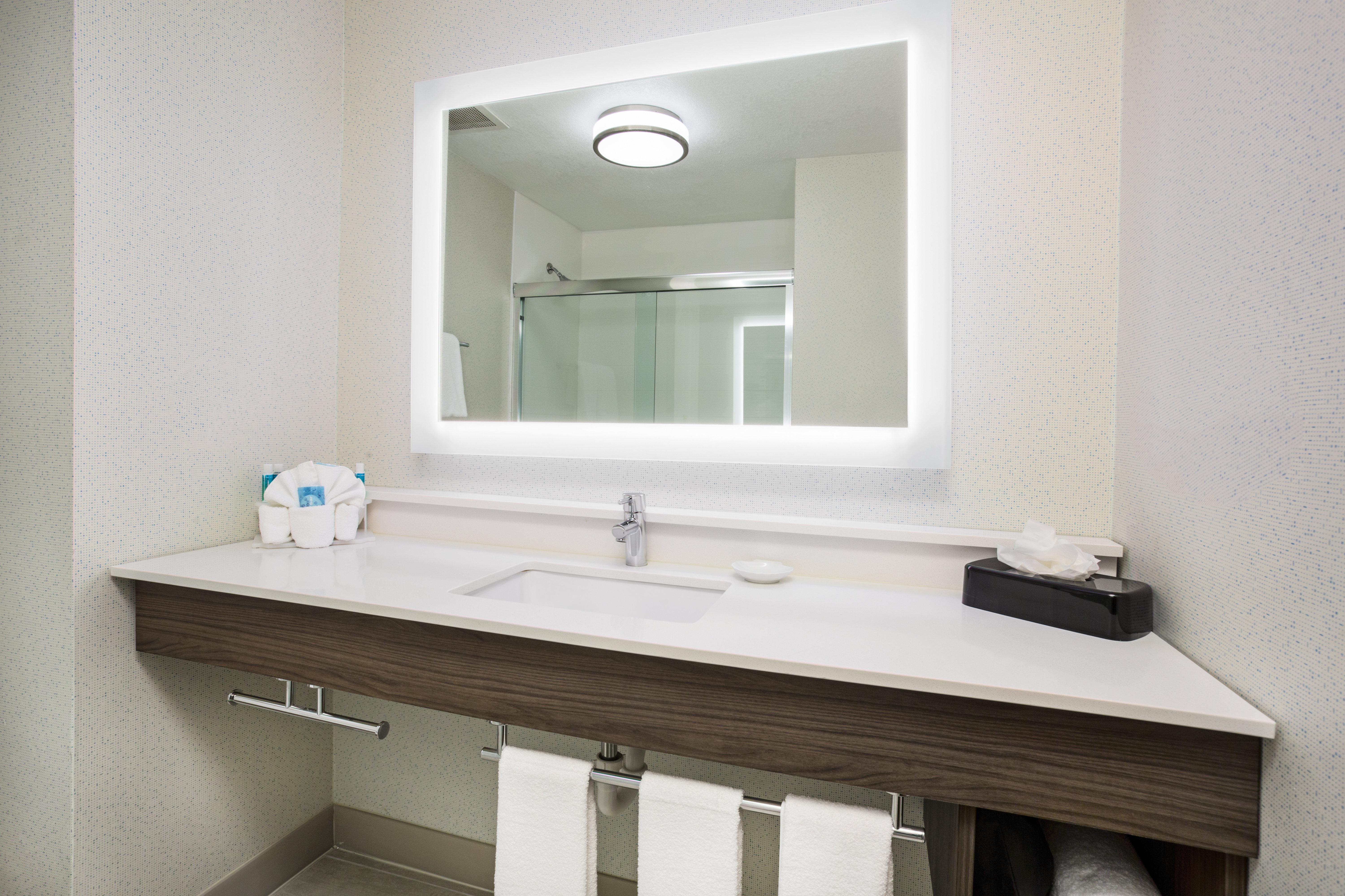 Holiday Inn Express Kansas City - At The Legends! By Ihg Bonner Springs Camera foto