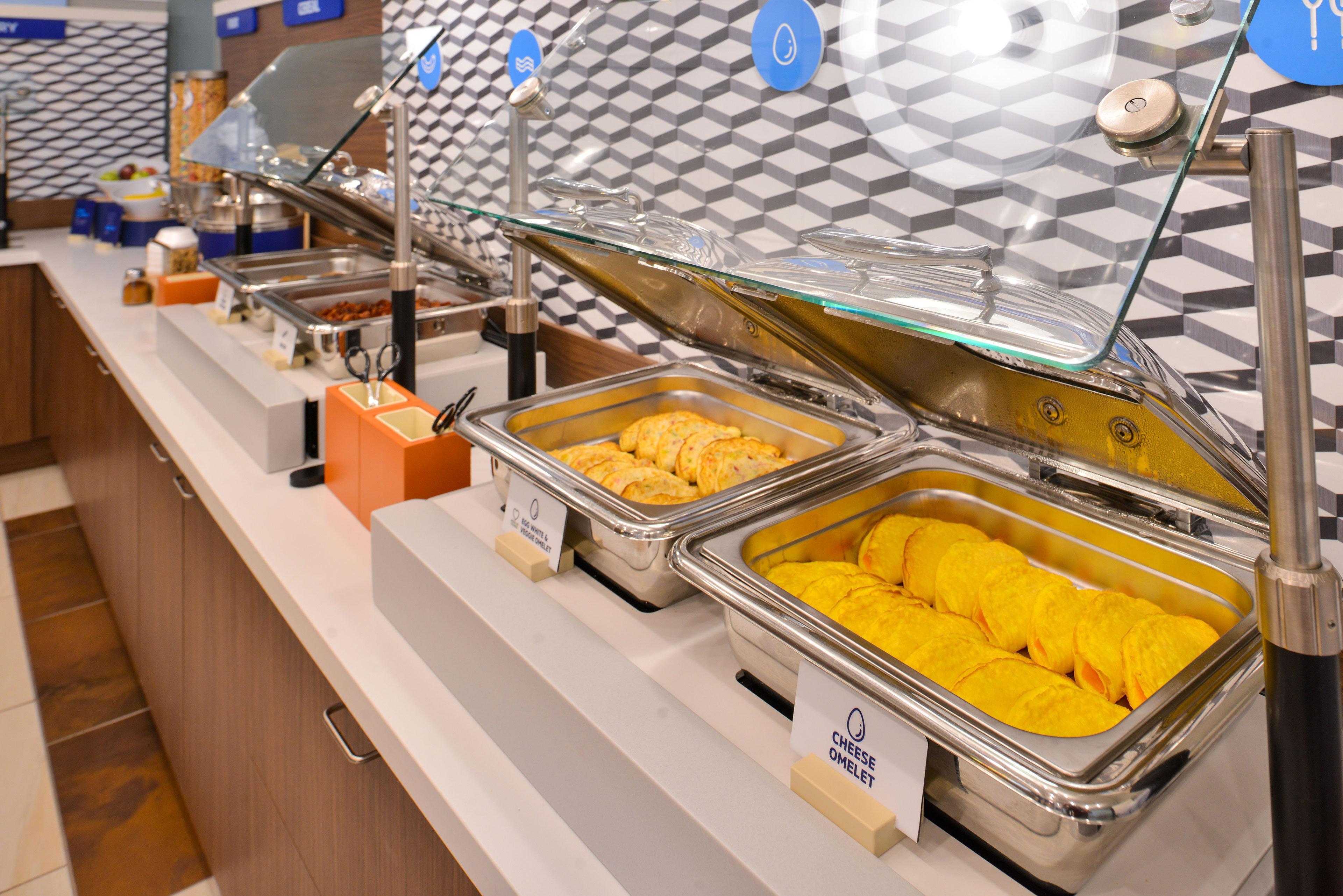 Holiday Inn Express Kansas City - At The Legends! By Ihg Bonner Springs Esterno foto