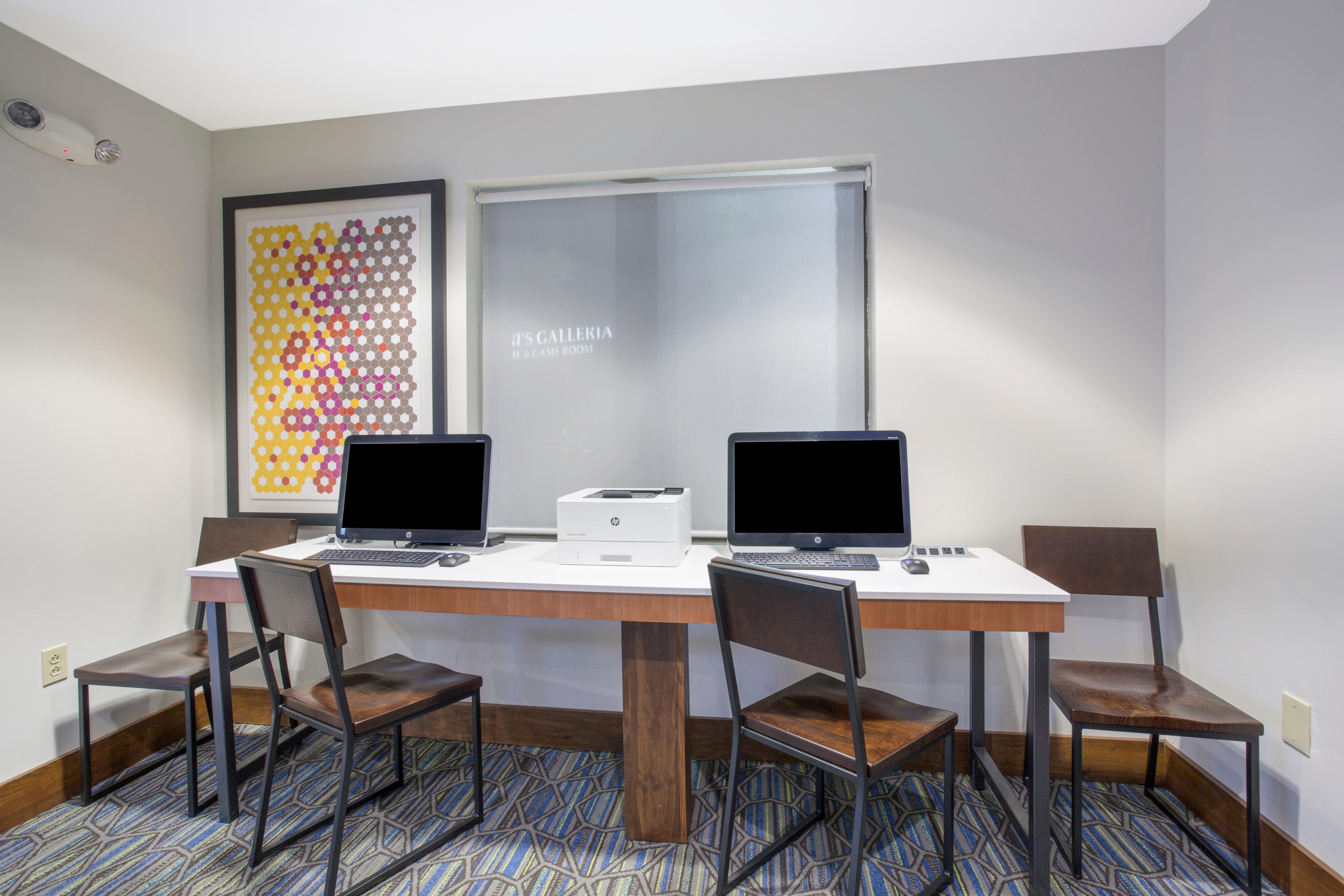 Holiday Inn Express Kansas City - At The Legends! By Ihg Bonner Springs Esterno foto